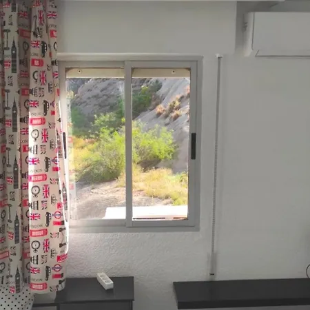 El Piso Espacioso Un Grupo De Amigos * Malaga